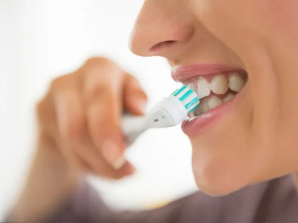 Enamel Abrasion and Tooth Sensitivity: Breaking the Connection in Burlington, Ontario